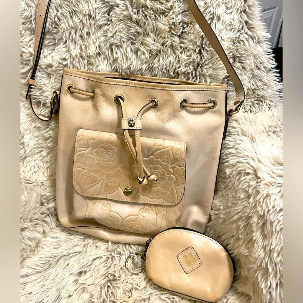Patricia Nash - Beige Floral Embossed Drawstring Shoulder Bag with Coin Pouch